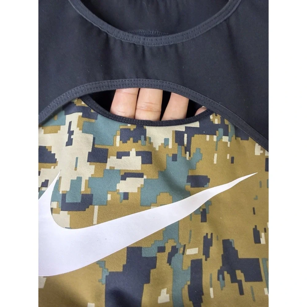 Nike Women's XS Digital Camo Sports Bra Mesh‎ Racerback Medium Support